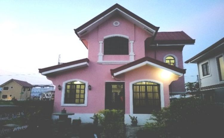 3BR Cavite House for Sale near Lyceum and Waltermart