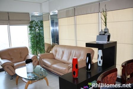 Fifth Avenue Place 1BR fully furnished