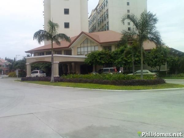 2BR CONDO..COUNTRY-CLUB AMENITIES! 4,800 MONTHLY