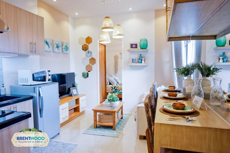 A walk up condominium Brentwood Mactan Lapu-lapu City very Accessible