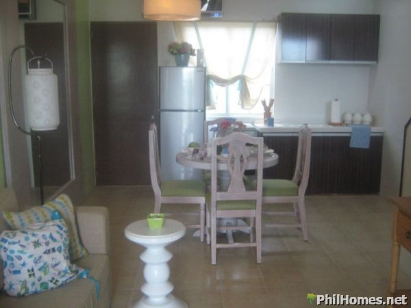 ALEGRIA PALMS/ AMORSOLO CLASSIQUE