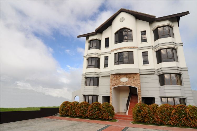 ALTA MONTE Tagaytay Mid Rise CONDO UNITS - 56 sqm to 123 sqm FA