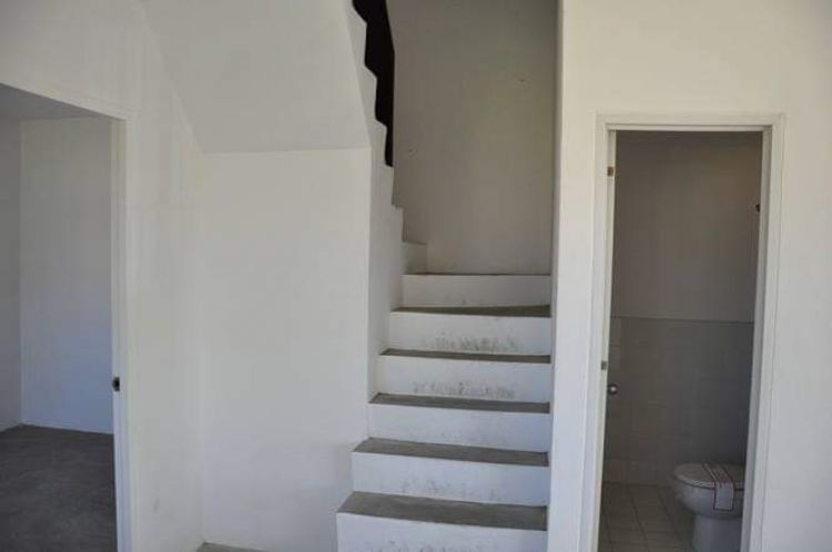 Carmona Estates - Oakwood Single Attached House and lot
