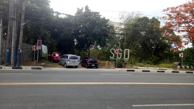 COMMERCIAL LOTS ALONG SUMULONG HIWAY NEAR ROBINSONS MALL ANTIPOLO (Formerly Secret Garden of Doris)