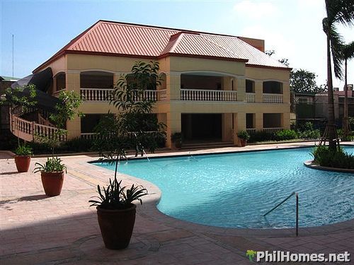 CONDO IN MANDALUYONG, READY FOR OCCUPANCY, RENT TO OWN, 97-99K INITIAL CASH OUT TO MOVE IN! 10% DISCOUNT!!! HURRY!