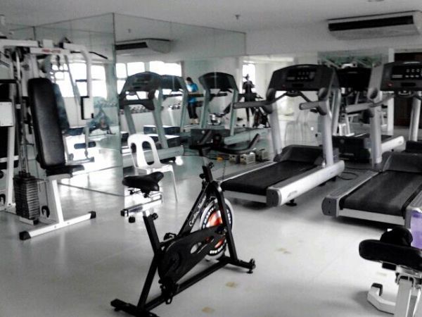 bi-level unit condominium in boni