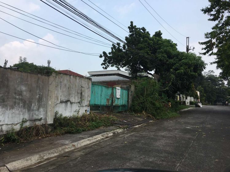 FILINVEST 1 QUEZON CITY - LOT FOR SALE