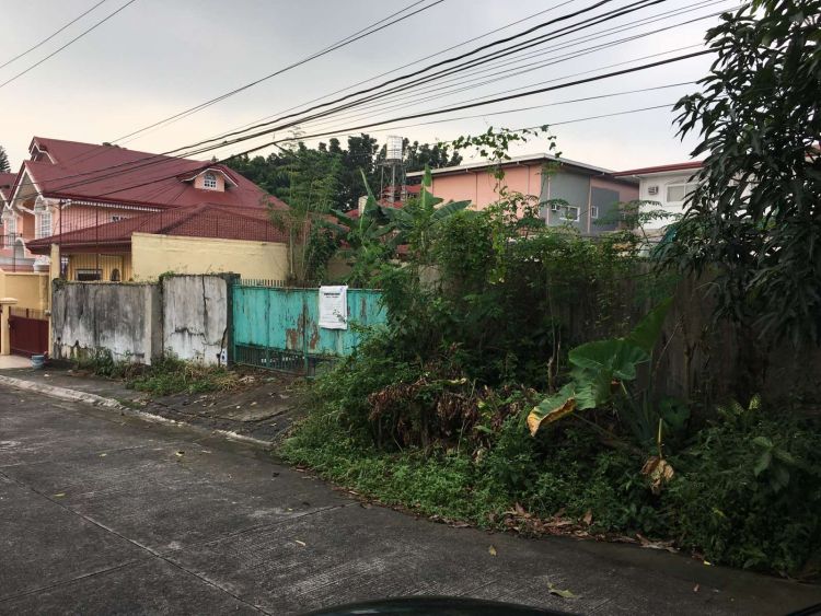 FILINVEST 1 QUEZON CITY - LOT FOR SALE