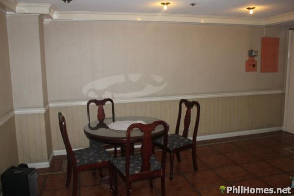 FULLY FURNSHIED TIMOG CONDO