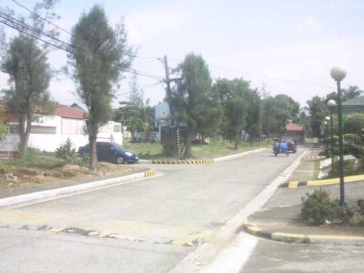 GREENVIEW EXECUTIVE VILLAGE FAIRVIEW QUEZON CITY NEAR SAUYO ROAD