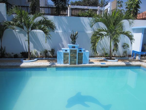 Modern House Fully Furnished w/ Pool Flood Free